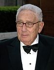 https://upload.wikimedia.org/wikipedia/commons/thumb/3/3a/Henry_Kissinger_Shankbone_Metropolitan_Opera_2009.jpg/110px-Henry_Kissinger_Shankbone_Metropolitan_Opera_2009.jpg